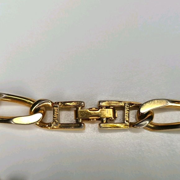 Monet Vintage Necklace & Bracelet Set - Picture 4 of 5